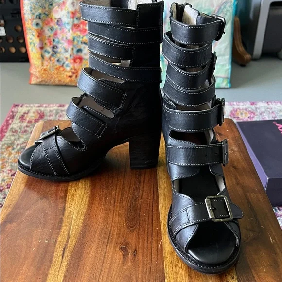 FREEBIRD Bond, Black, 7, NEW - Picture 2 of 6